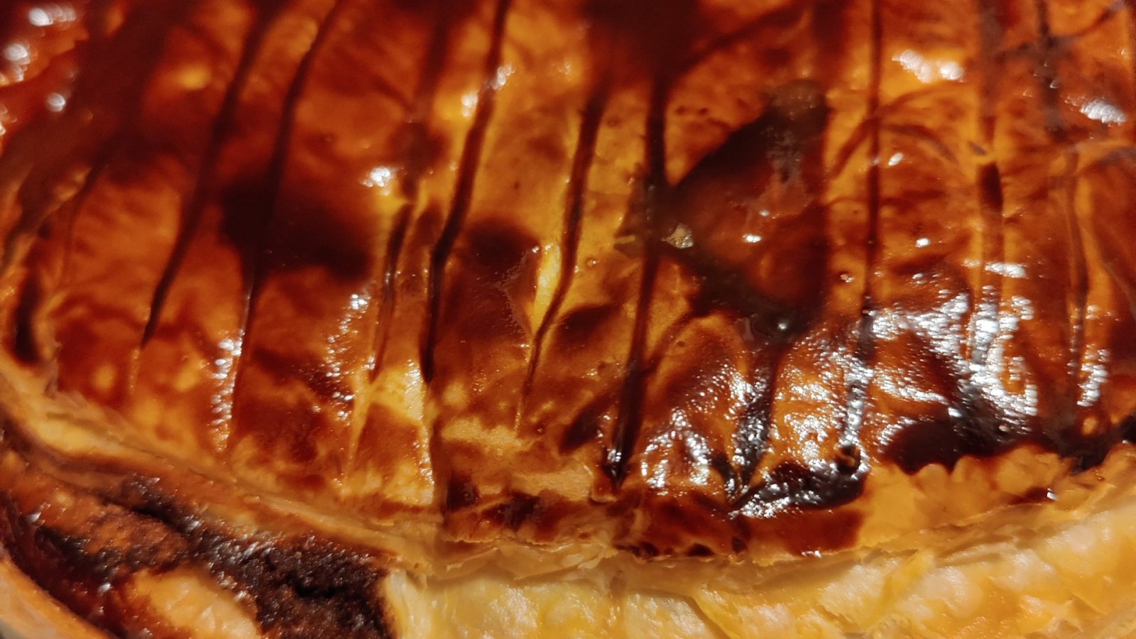 Galette des rois frangipane noisette par Stephane