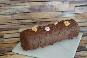 Lire la suite à propos de l’article Bûche de Noël chocolat noisette