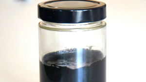 Lire la suite à propos de l’article Praliné sésame noir