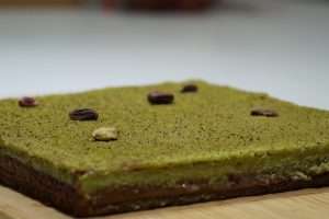 Lire la suite à propos de l’article L’Opéra Pistache Framboise, une revisite d’un classique